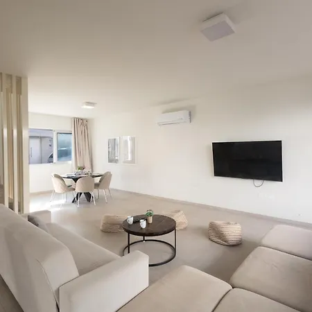 Mythical Blue Villa Protarász