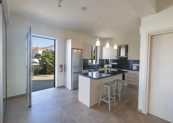 Villa Mythical Blue Protarász